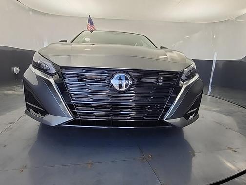 2025 Nissan Altima S FWD