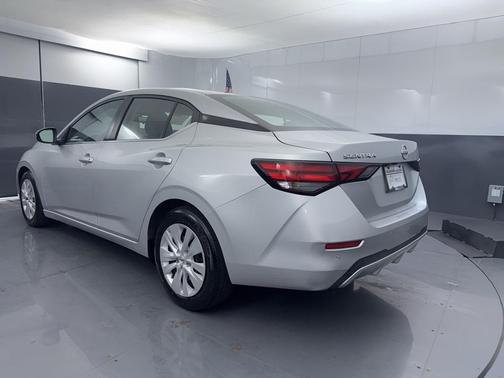 2022 Nissan Sentra S