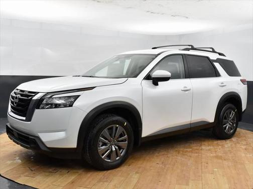 2025 Nissan Pathfinder SV 4WD