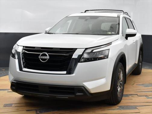 2025 Nissan Pathfinder SV 4WD