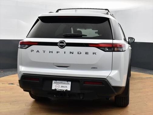 2025 Nissan Pathfinder SV 4WD