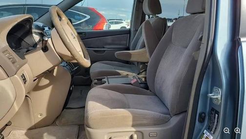 2008 Toyota Sienna LE