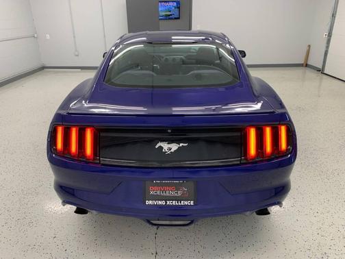 2016 Ford Mustang EcoBoost