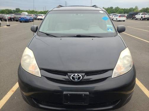 2008 Toyota Sienna LE