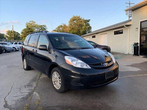 2008 Toyota Sienna LE