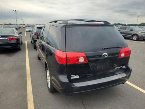 2008 Toyota Sienna LE