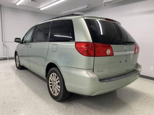 Silver Pine Mica 2008 Toyota Sienna XLE Limited