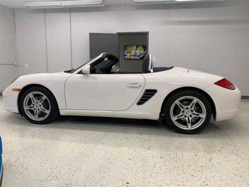 Carrara White 2011 Porsche Boxster Base 2dr Convertible