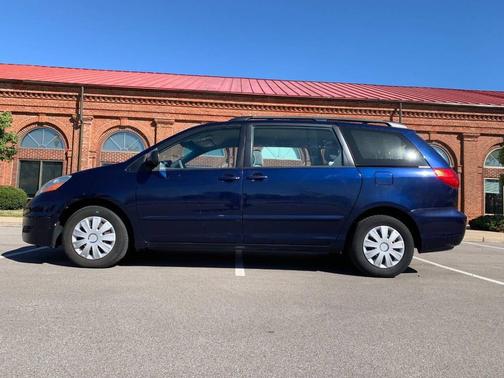 2007 Toyota Sienna CE