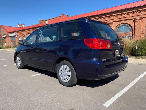 2007 Toyota Sienna CE