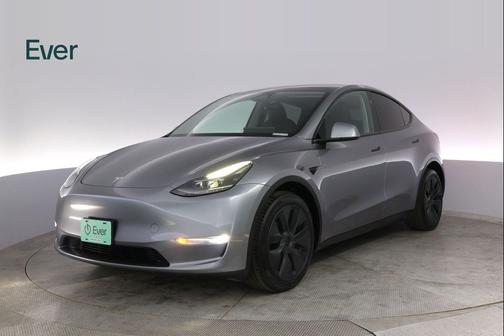2024 Tesla Model Y Long Range Dual Motor All-Wheel Drive