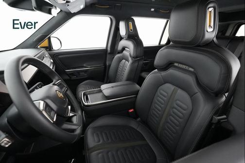 2023 Rivian R1S Adventure