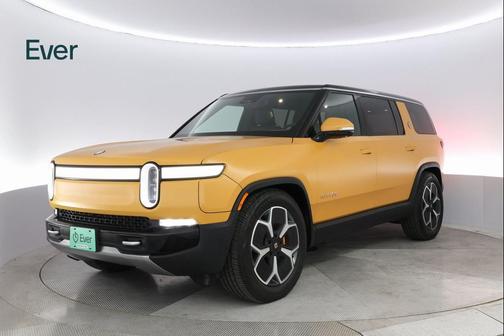 2023 Rivian R1S Adventure