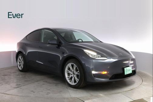 2022 Tesla Model Y Long Range Dual Motor All-Wheel Drive