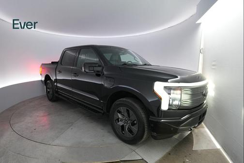 2023 Ford F-150 Lightning LARIAT