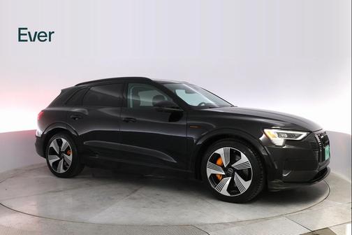 2023 Audi e-tron Premium Plus quattro