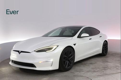 Pearl White Multi-Coat 2022 Tesla Model S Base