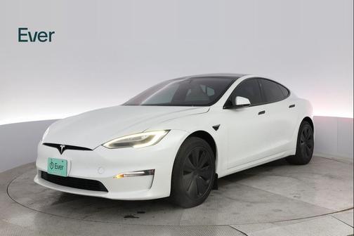 2022 Tesla Model S Base