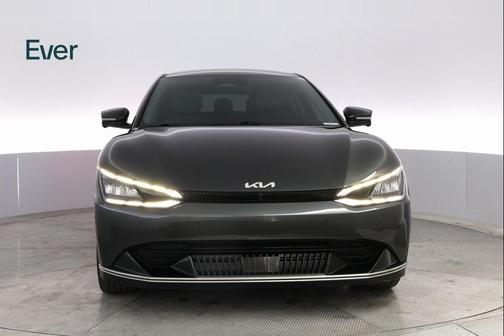 2022 Kia EV6 Wind
