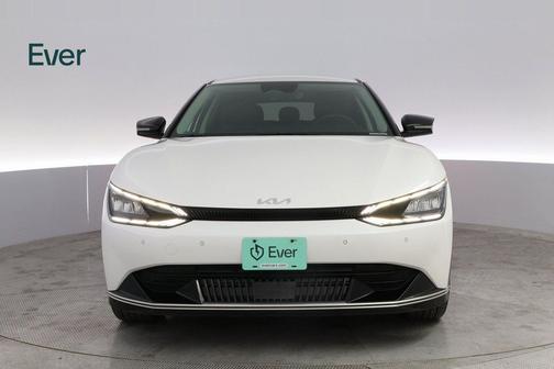 2024 Kia EV6 Wind
