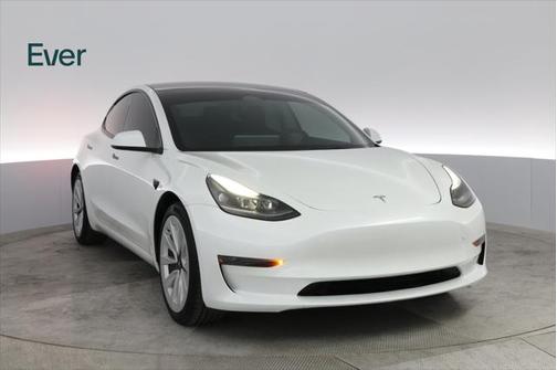 2023 Tesla Model 3 Standard Range