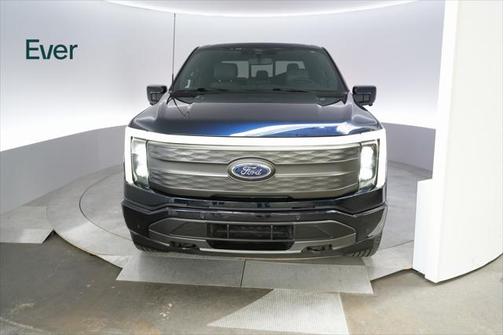 2022 Ford F-150 Lightning LARIAT