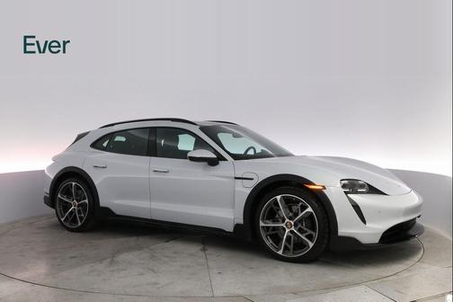 2022 Porsche Taycan 4