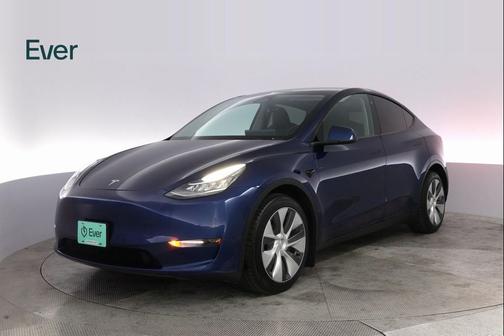 2022 Tesla Model Y Long Range Dual Motor All-Wheel Drive