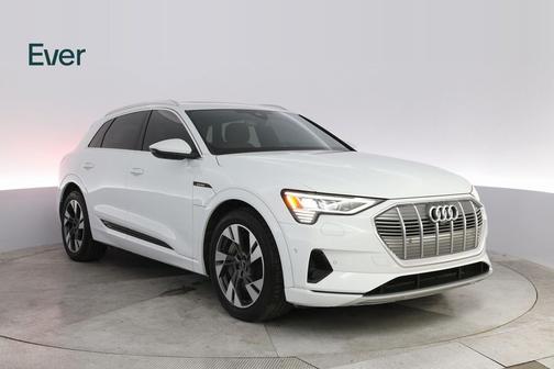 2023 Audi e-tron Premium Plus quattro