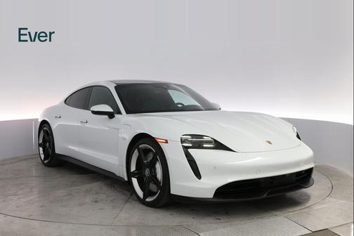 2022 Porsche Taycan Base