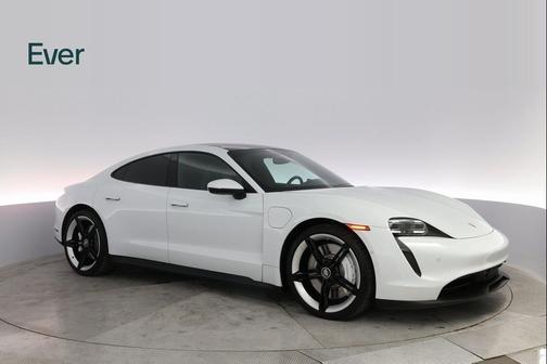 2022 Porsche Taycan Base