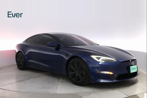 2024 Tesla Model S Long Range