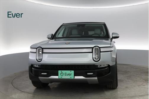 2023 Rivian R1S Adventure