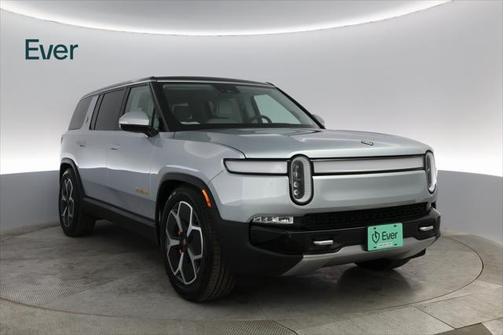 2023 Rivian R1S Adventure