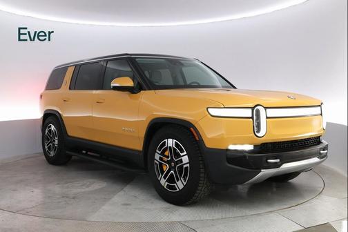 2023 Rivian R1S Adventure