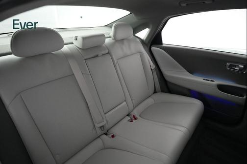 2024 Hyundai IONIQ 6 SEL