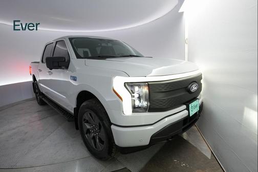 2024 Ford F-150 Lightning Flash