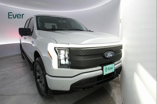 2024 Ford F-150 Lightning Flash
