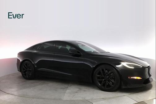 2022 Tesla Model S Base