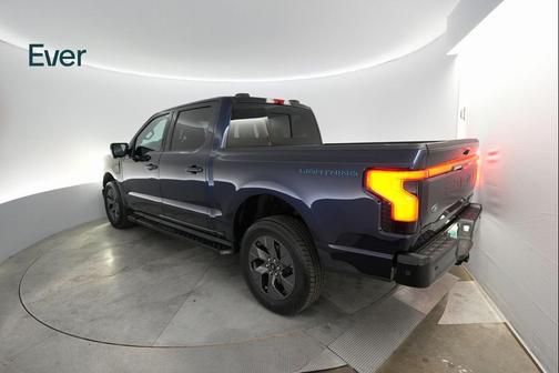 2023 Ford F-150 Lightning LARIAT