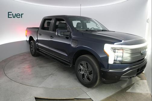 2023 Ford F-150 Lightning LARIAT