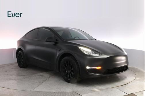 2022 Tesla Model Y Long Range Dual Motor All-Wheel Drive