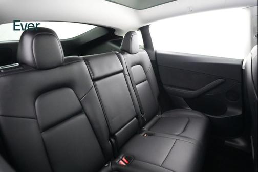 2023 Tesla Model Y RWD