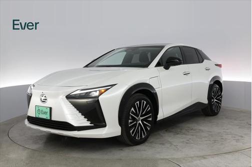 2023 Lexus RZ 450e Luxury