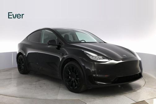 2022 Tesla Model Y Long Range Dual Motor All-Wheel Drive