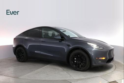 2023 Tesla Model Y Long Range Dual Motor All-Wheel Drive