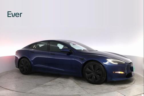 2022 Tesla Model S Base