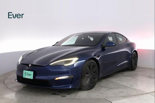 2022 Tesla Model S Base
