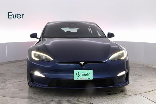 2022 Tesla Model S Base