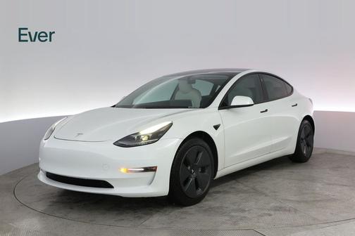 2022 Tesla Model 3 Long Range